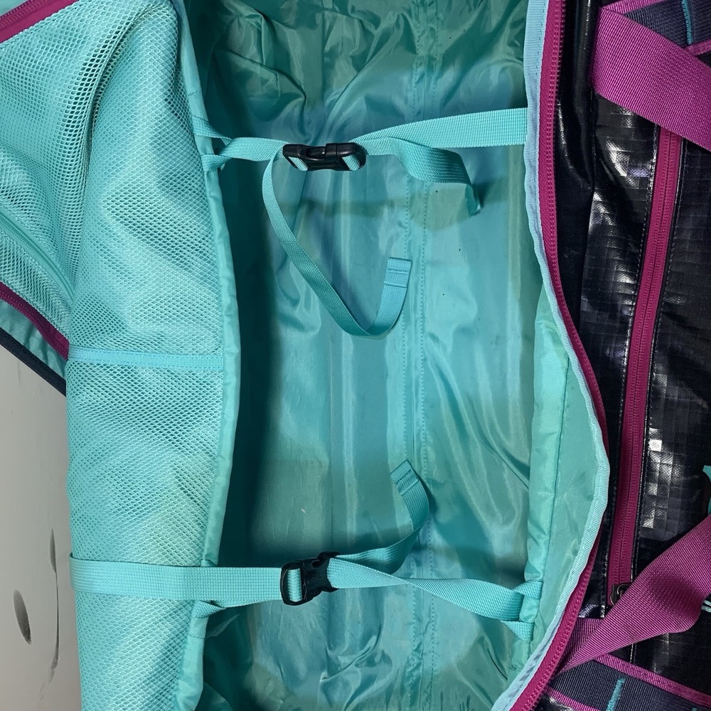 RARE Patagonia Black Hole Wheeled Duffel 70L pitch blue bag pack Rolling Case - Picture 16 of 16